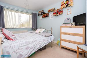 Bedroom- click for photo gallery